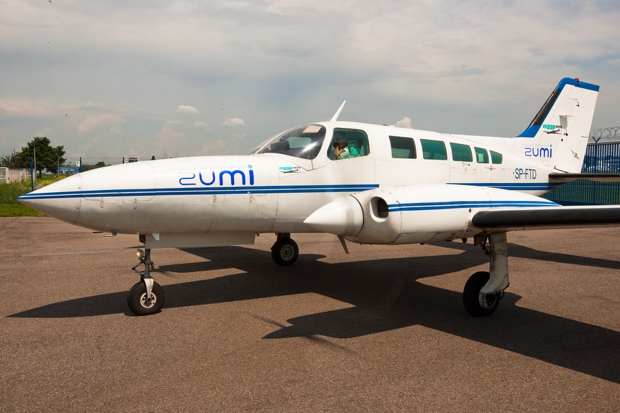 cessna-402-przed-startem_lotniskookecie
