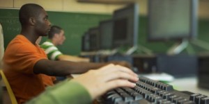 Gates przekazuje 20 mln dolarów na rozwój edukacji 3