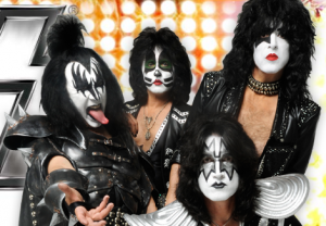 Basista Kiss zaatakowany w ramach Operacji Rewanż 3