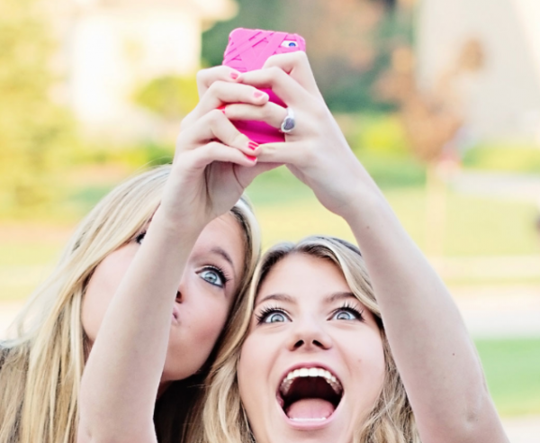 Facebook pozwoli na „zdjęciowe rozmowy”? 3