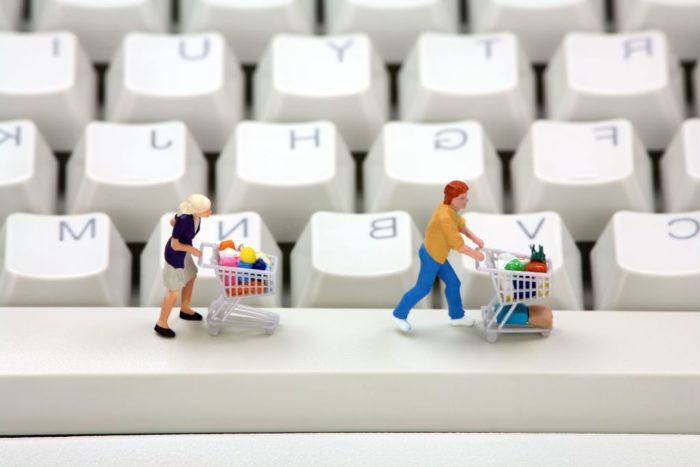 Polacy gotowi robić zakupy spożywcze online i odbierać je w sklepie 3