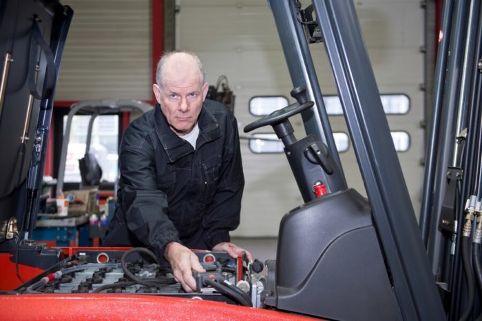 Zobacz, ile zaoszczędzisz na prawidłowej konserwacji wózków widłowych! 5