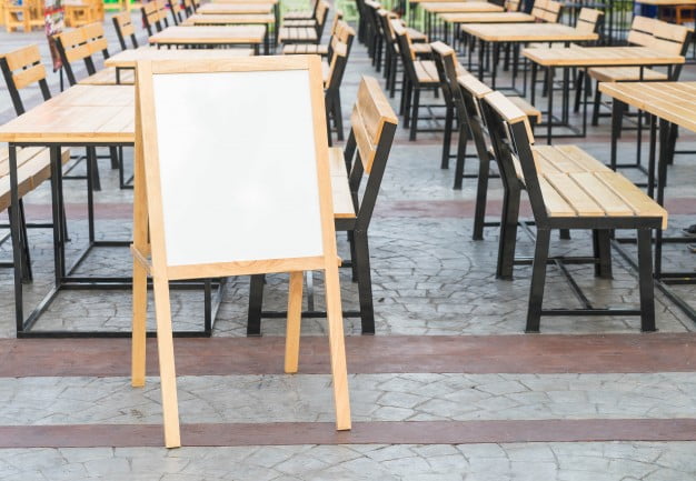Jaki potykacz reklamowy wybrać? Jaki potykacz reklamowy wybrać? 1