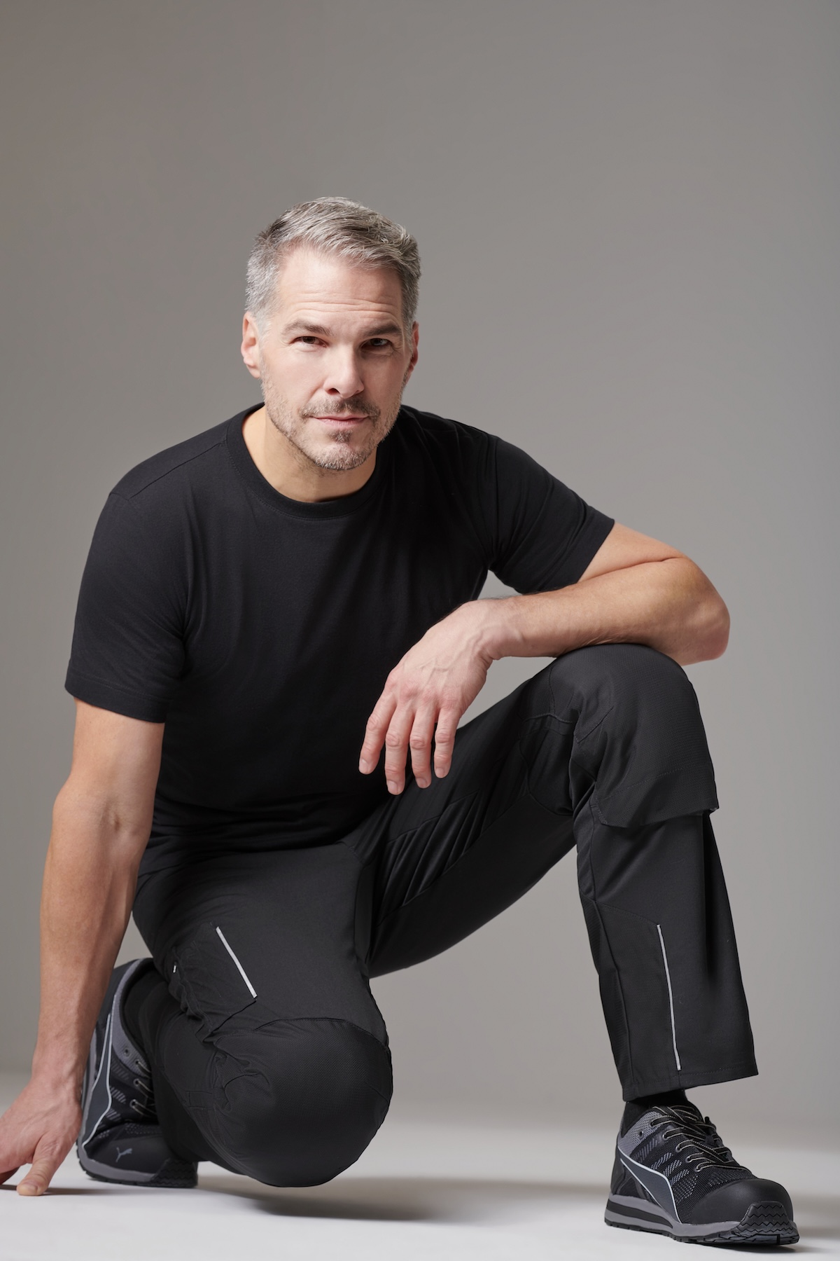 Przyjemna i wygodna do noszenia w lecie - wysoce funkcjonalna odzież robocza w ramach kompleksowej usługi firmy Mewa 5