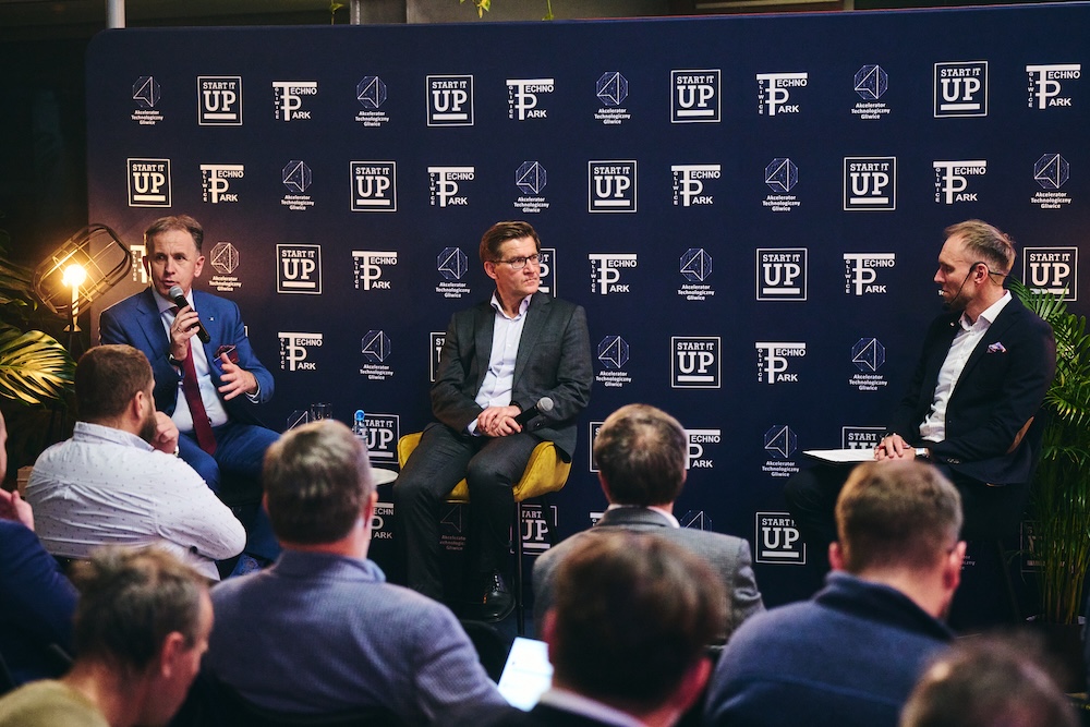 Innowacje, inspiracje i rozmowy o przyszłości – XVIII edycja Start It Up w Technoparku Gliwice Innowacje, inspiracje i rozmowy o przyszłości – XVIII edycja Start It Up w Technoparku Gliwice 11