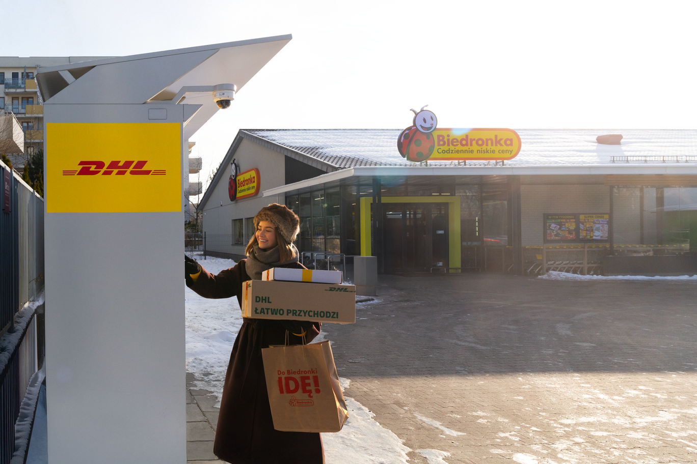 Automaty paczkowe DHL: 2000 maszyn przy sklepach Biedronka Automaty paczkowe DHL: 2000 maszyn przy sklepach Biedronka 3